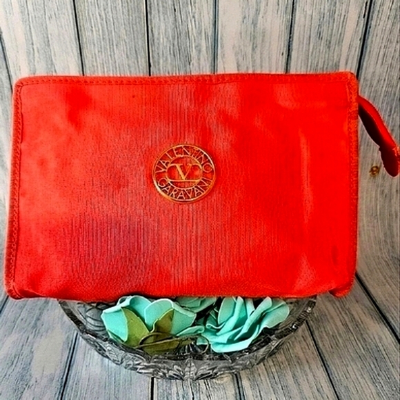 🔥Valentino Garavani Clutch/Zippered Vintage Canvas Coral Red Bag🔥 - Picture 1 of 15